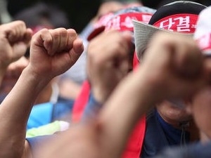 이런 금속노조…'대기업 정규직' 내걸고 하청업체 공략, 세(勢) 불리는 금속노조