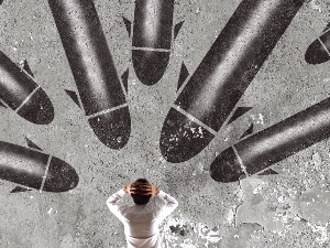 [기로에 선 프랜차이즈 산업] 쏟아지는 '규제 폭탄'…'벼랑 끝' 프랜차이즈