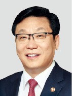 주형환 장관, 업계 간담회 "미국 철강 규제, WTO 제소 검토"