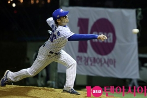 [TEN PHOTO] 이기스 박재정의 힘찬 투구