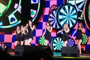 이특·소녀시대·NCT127, 한국-베트남 수교 25주년 공연 개최