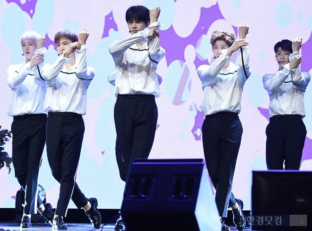 [HEI포토] 아스트로, '멋진 모습으로 컴백'