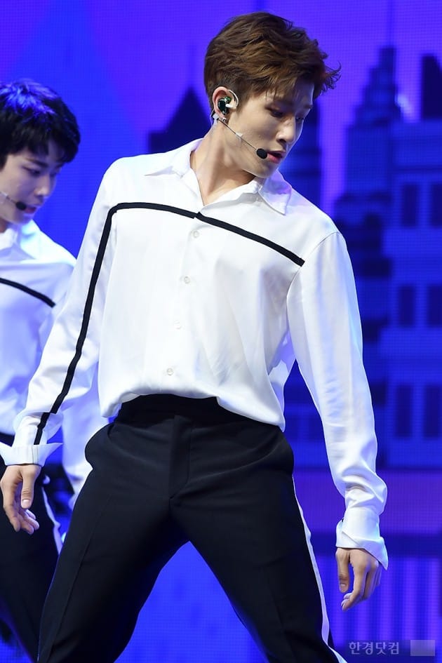 [HEI포토] 아스트로 진진, '멋진 모습에 女心 흔들~'