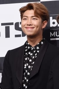  방탄소년단 랩몬스터, '뿌듯한 미소~'