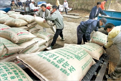 [시사이슈 찬반토론] 쌀 재배 농가에 정부가 보조금 계속 줘야 하나