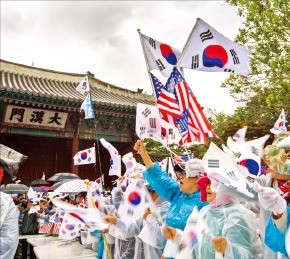 고성·비난…분열로 막 내린 '태극기 집회'