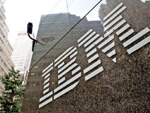 IBM "사무실로 출근하라"…재택근무 전격 폐지