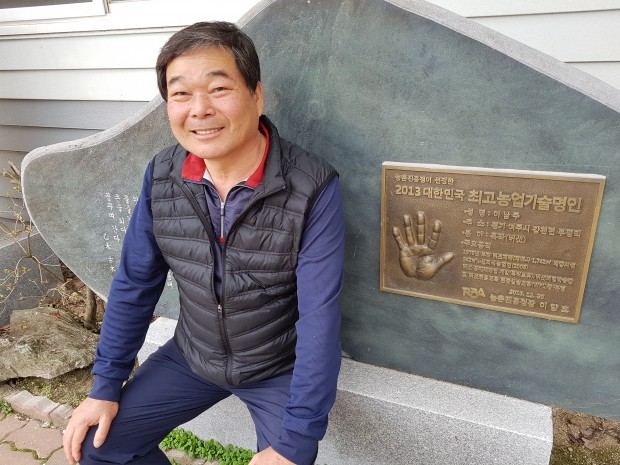 미국 농부도 찾아와 배우는 '귀농인 스승' 40년 버섯 농부