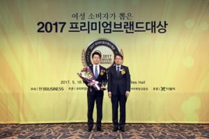 [2017 여성소비자가 뽑은 프리미엄 브랜드대상] 에센스 브랜드, '펩타이드 볼륨에센스'