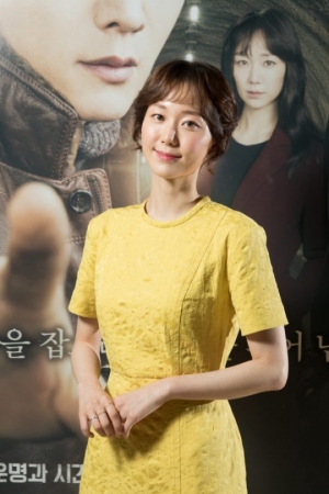 '터널' 이유영 “첫 드라마, 큰 사랑 얼떨떨하다”