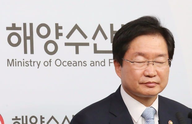 해수부장관 "세월호 인양에 정치적 고려 없었다"