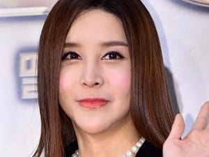 하리수, 결혼 10년 만에 파경…"서로 응원해 주기로"