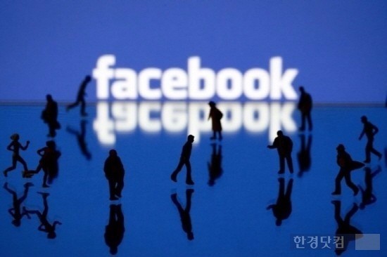 [분석+] 월 이용자 20억 페이스북, SNS '마의 10년' 깬 비결은