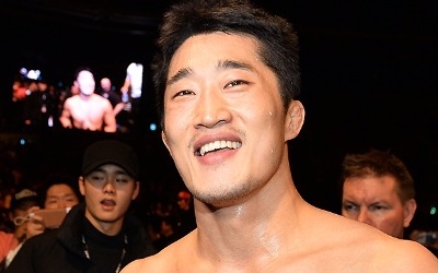 '스턴건' 김동현까지 패배…한국인 UFC 선수 전패