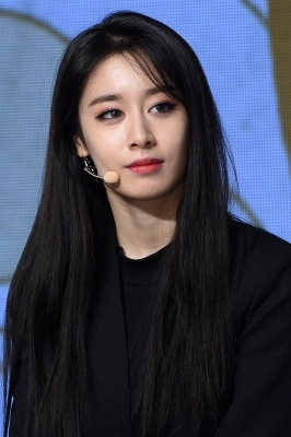  티아라 지연, '눈 속에 보석이 있네?'