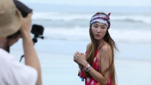 &#39;나혼자산다&#39; 한혜진, 발리 해변에 나타난 수영복 여신