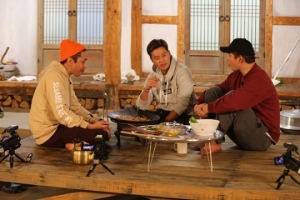 tvN 측 &#34;이서진, &#39;삼시세끼&#39; 출연 확정… 윤균상·에릭 논의 중&#34; (공식)