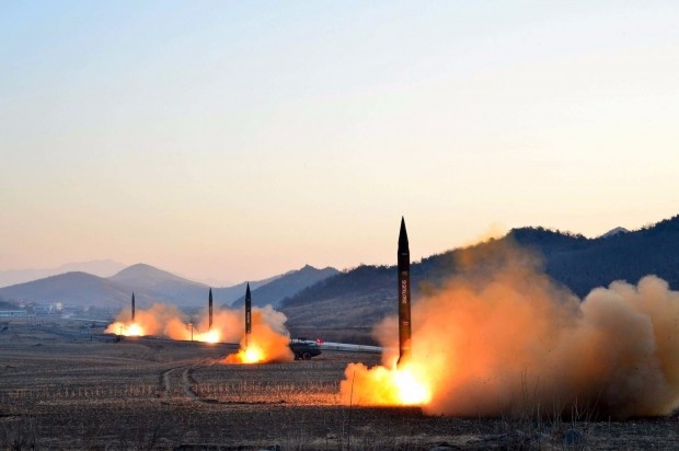 북한, ICBM 2∼3단 엔진시험 추정…추진체 완성 바짝 접근