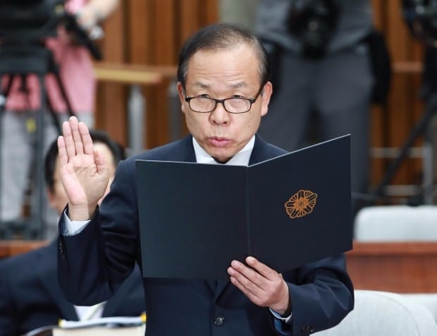 김이수, 5·18 시민군 처벌 논란 사과…"죄송한 마음"