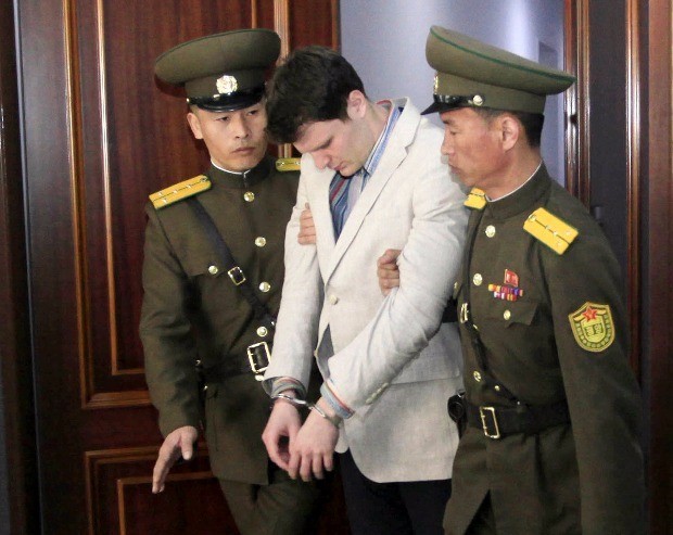 의식없이 돌아온 웜비어 엿새만에 사망…가족 "북한 학대때문"