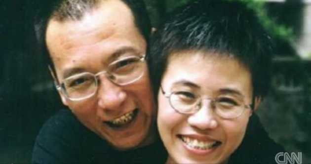 류샤오보(劉曉波)와 그의 부인 류샤(劉霞). 사진=CNN 영상 캡처