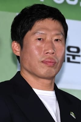  유해진, '실물로 보면 이런 느낌'