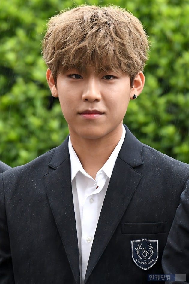 [포토] 워너원 박우진, '누나들 마음속에 저장~'