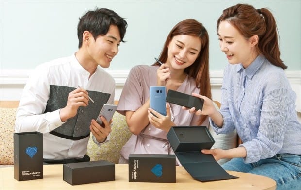 돌아온 갤럭시노트FE