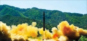 [글로벌 증시] 북한 ICBM 발사, 글로벌 상승 랠리에 '찬물'