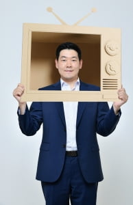 [엔터테인먼트·관광] 성준원 신한금융투자 애널리스트