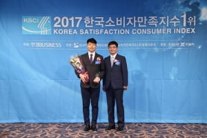 [한국소비자만족지수1위] 서울밝은안과의원, 고객 1:1 전담 관리 백내장 수술 안과