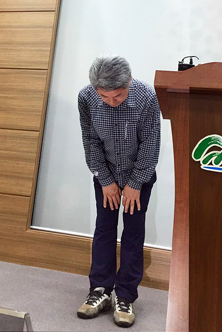 '물난리 외유' 한국당 제명에 민주 의원직사퇴 '초강수'