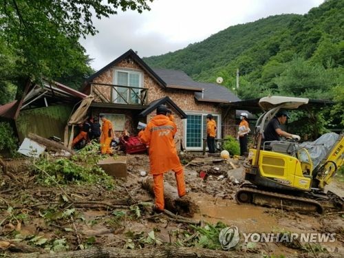 죽어서도 차별받는 비정규직…정규직 공무원만 순직 인정