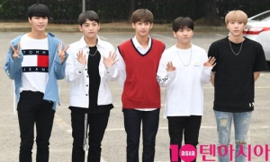 [TEN PHOTO]핫샷 &#39;5인조로 새롭게 컴백&#39;