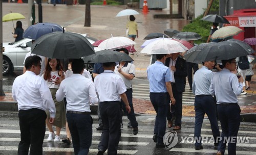 [날씨] 25일 남부지방에 장맛비…경상도에는 최대 120㎜ 큰비