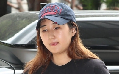 정유라 "엄마가 삼성 말 '네 것처럼 타라' 했다"…재판서 증언