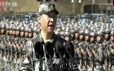 의전·형식 달랐던 중국 건군절 열병식…"시진핑 단독 주인공"
