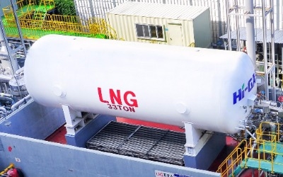 LNG 수출 대국으로 변신한 미국… 러시아와 '유럽 쟁탈전'