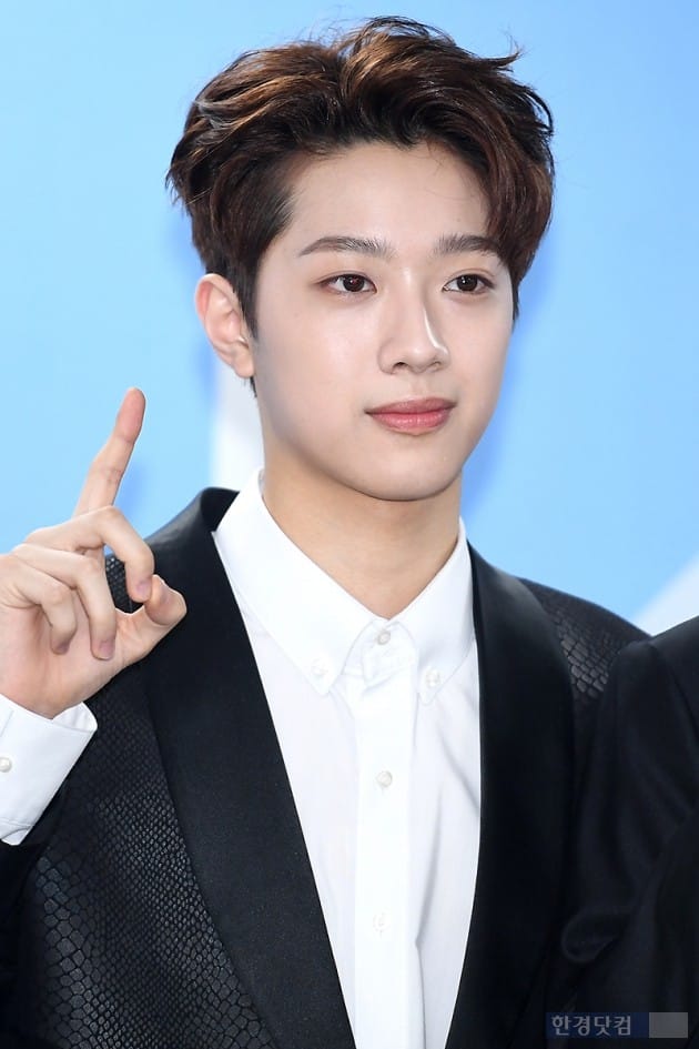 [포토] 워너원 라이관린, '잡티 없이 매끈한 피부~'