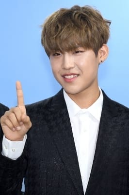  워너원 박우진, '귀여운 덧니 미소~'