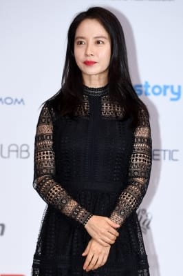  송지효, '은은한 시스루로 시선 강탈'