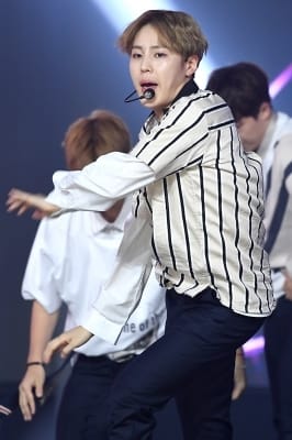  워너원 하성운, '카리스마 넘치는 눈빛~'