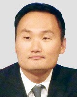 "한국은 여전히 유교적 사회… 대통령이 기업인 위에 군림"