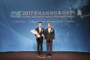 [한국소비자만족지수1위] 라미치과, 치아교정 중점 진료