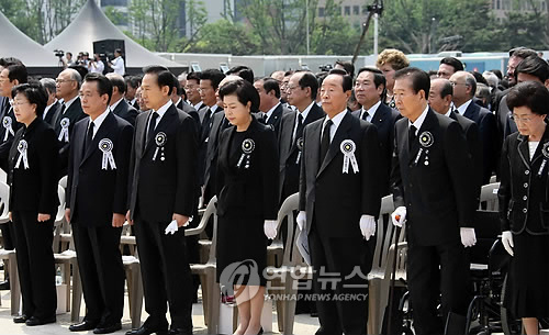 5년마다 반복…전·현 권력 갈등 되풀이되나