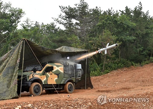 軍, 서해 최전방 사격훈련… 北해안포 잡는 '스파이크' 발사