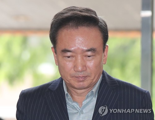 검찰, 경찰 영장 잇단 반려… '수사권·지휘권' 신경전 기류