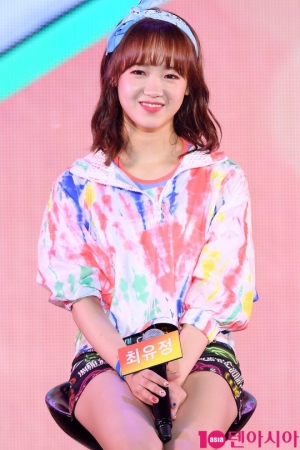 [TEN PHOTO] 위키미키 최유정 &#39;꽃미소 활짝&#39;