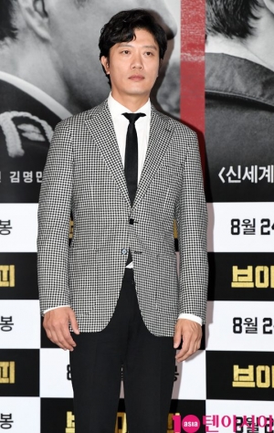 [TEN PHOTO]박희순 &#39;명품배우의 눈빛&#39;