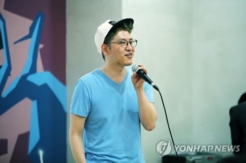 네이버, 게임사업 재진출 '잰걸음'…네이버웹툰 사업등록